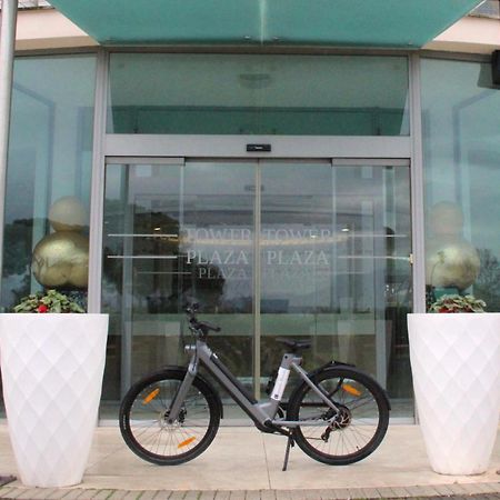 Pisa Tower Plaza Hotel Exterior foto The first electric bicycle in the world